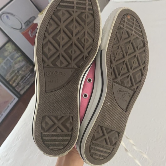Pink converse low top - Picture 4 of 4